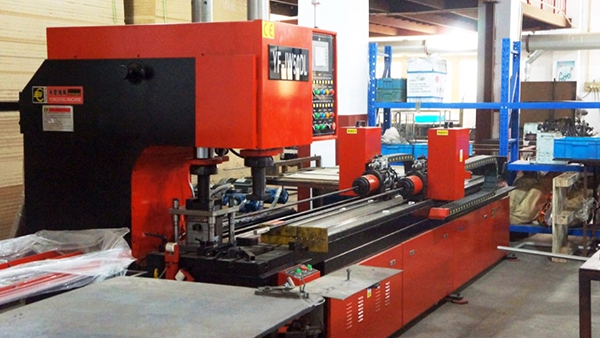 جولة مصنع يوكو 1.