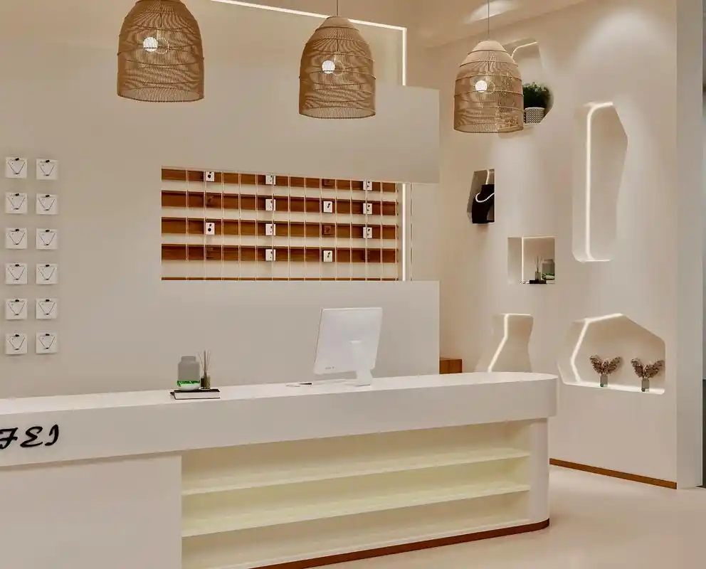 Innovative Materials and the Future of Display Fixtures (باللغة الإنجليزية)