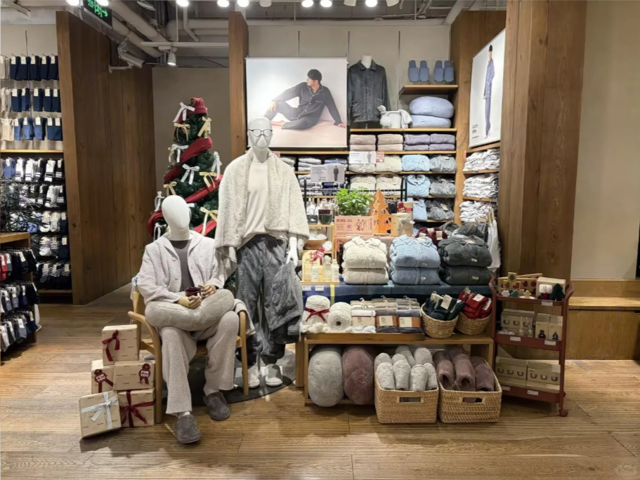 How Mannequin Display Elevates Retail Visual جاذبية